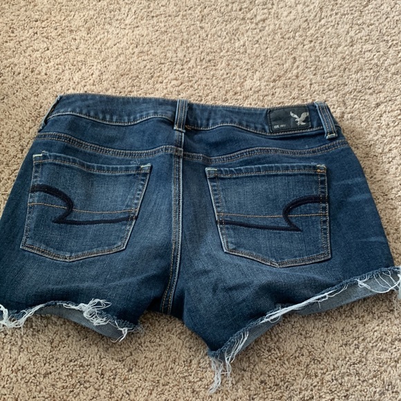 American Eagle shorts size 4 - Picture 3 of 4